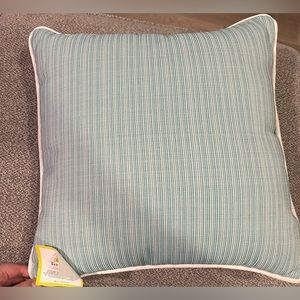 NWT Terrasol Blue White Stripe Fade Resistant Outdoor Pillow for Patio Design